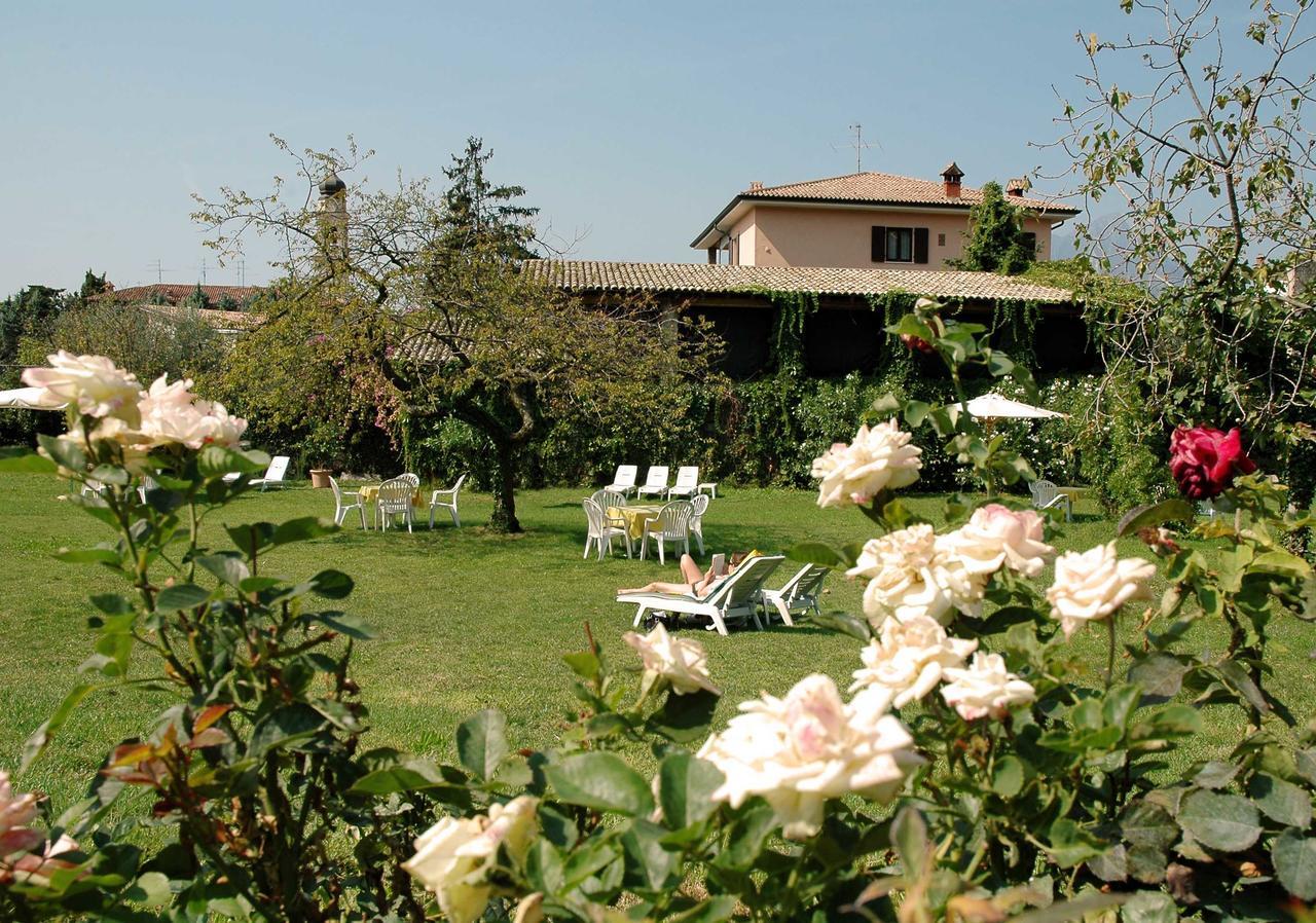 Hotel Belvedere Torri Del Benaco Exterior foto